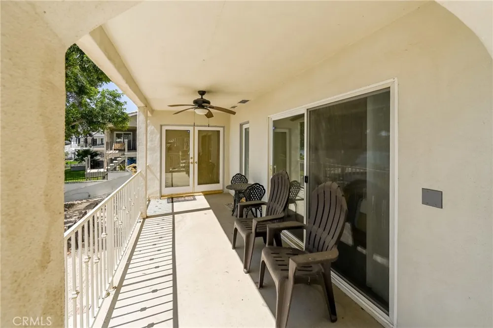 22376 W San Joaquin Canyon Lake, CA 92587