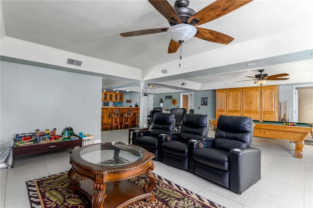 22376 W San Joaquin Canyon Lake, CA 92587