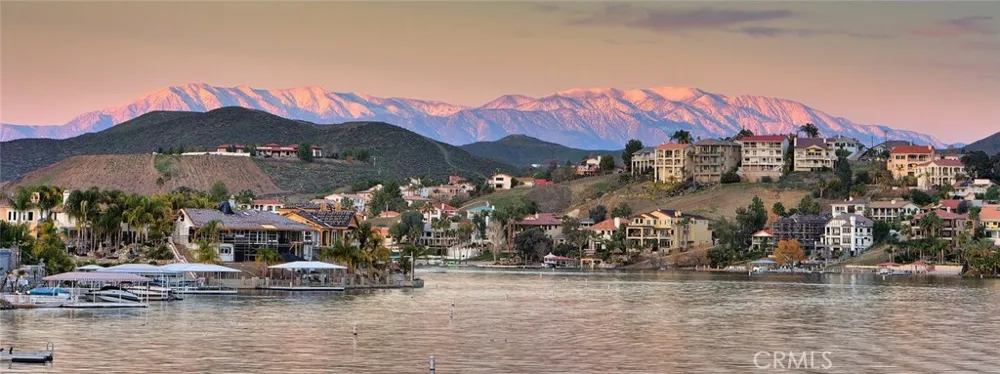 22376 W San Joaquin Canyon Lake, CA 92587