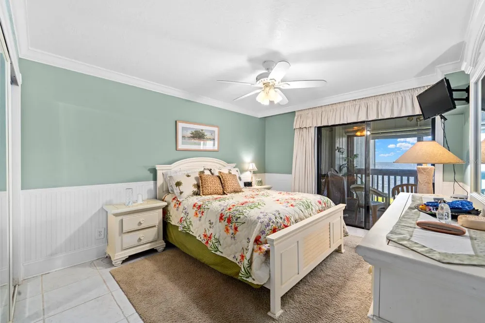 816 BAHIA DEL SOL DRIVE #23 Ruskin, FL 33570