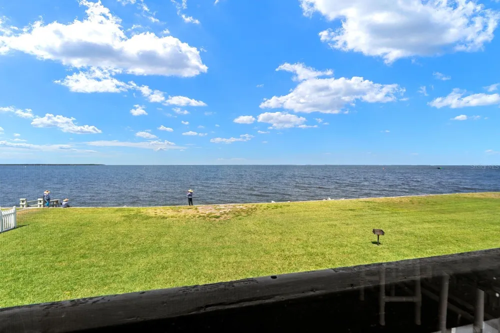 816 BAHIA DEL SOL DRIVE #23 Ruskin, FL 33570