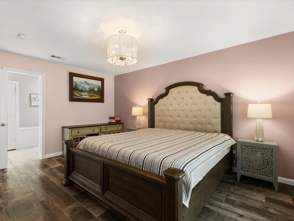 300 Rs County Road 3367 Emory, TX 75440