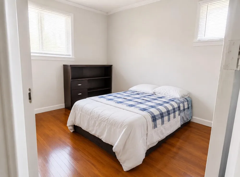 27392 Osmun Street Madison Heights City, MI 48071
