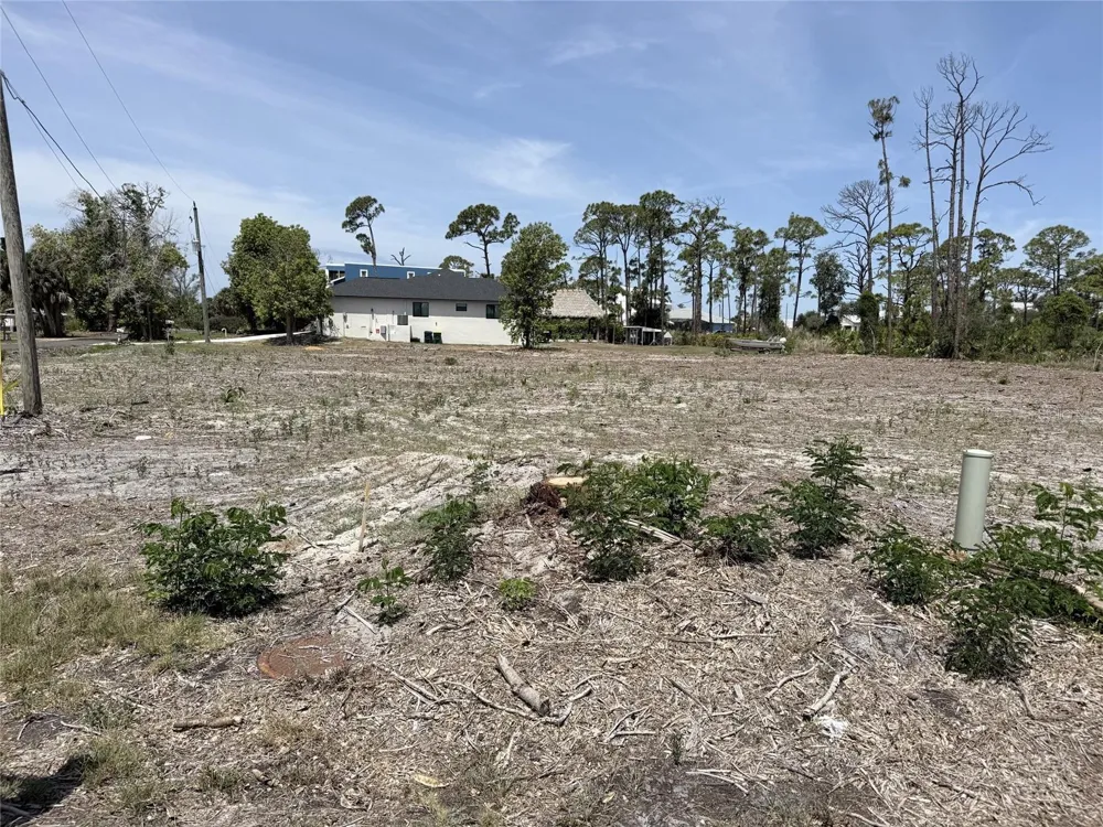 1890 VIRGINIA AVENUE Englewood, FL 34223