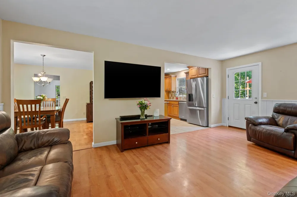 95 Pine Hill Road Highland Mills, NY 10930