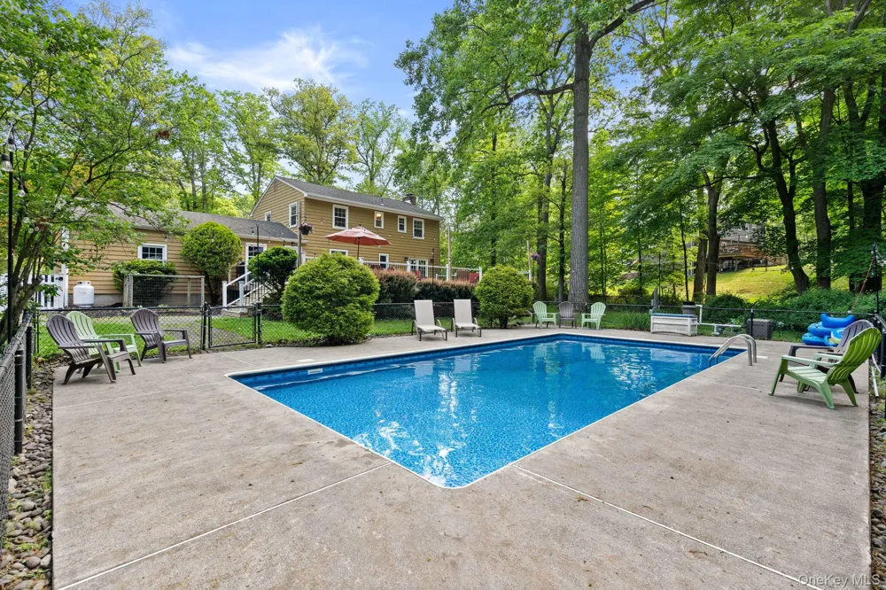 95 Pine Hill Road Highland Mills, NY 10930