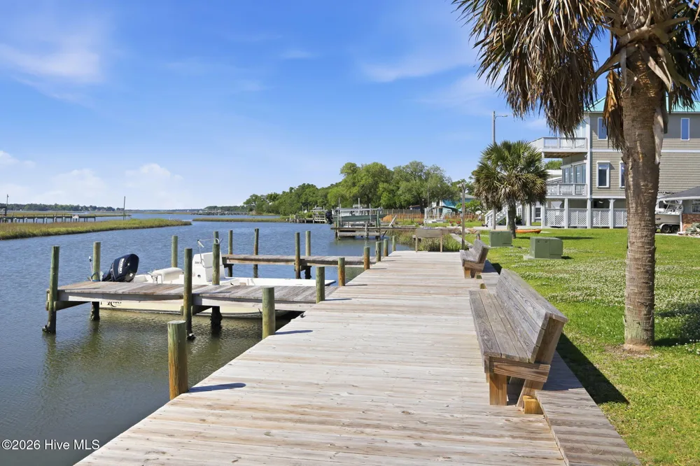 109 Cedar Lane #9 Cedar Point, NC 28584