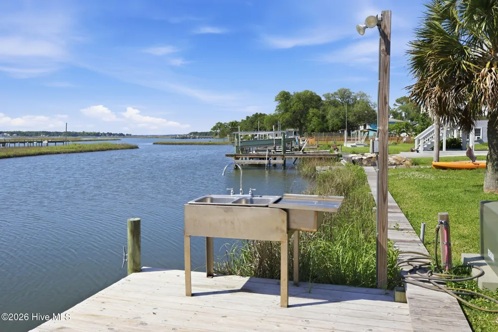 109 Cedar Lane #9 Cedar Point, NC 28584