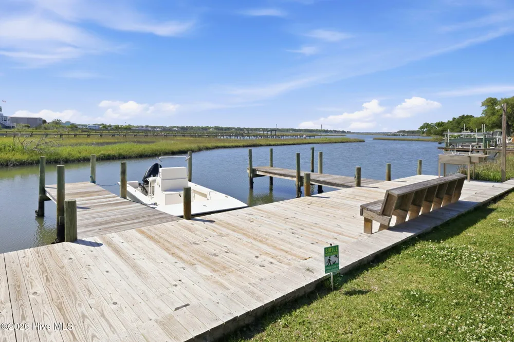 109 Cedar Lane #9 Cedar Point, NC 28584