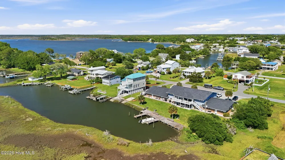 109 Cedar Lane #9 Cedar Point, NC 28584
