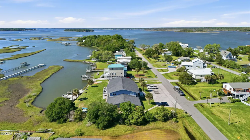 109 Cedar Lane #9 Cedar Point, NC 28584