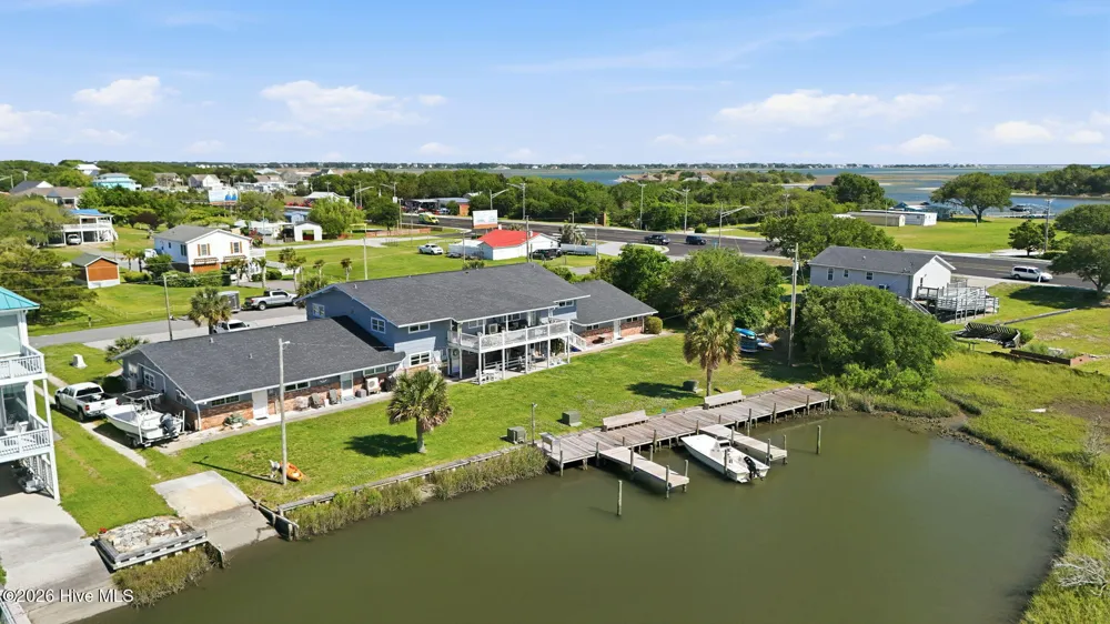 109 Cedar Lane #9 Cedar Point, NC 28584