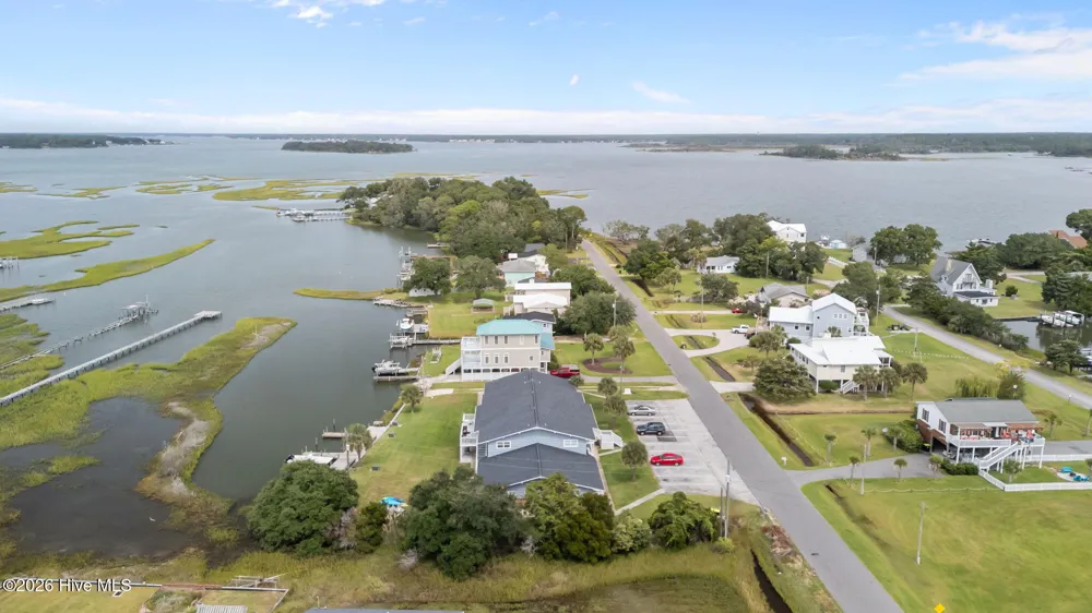 109 Cedar Lane #9 Cedar Point, NC 28584
