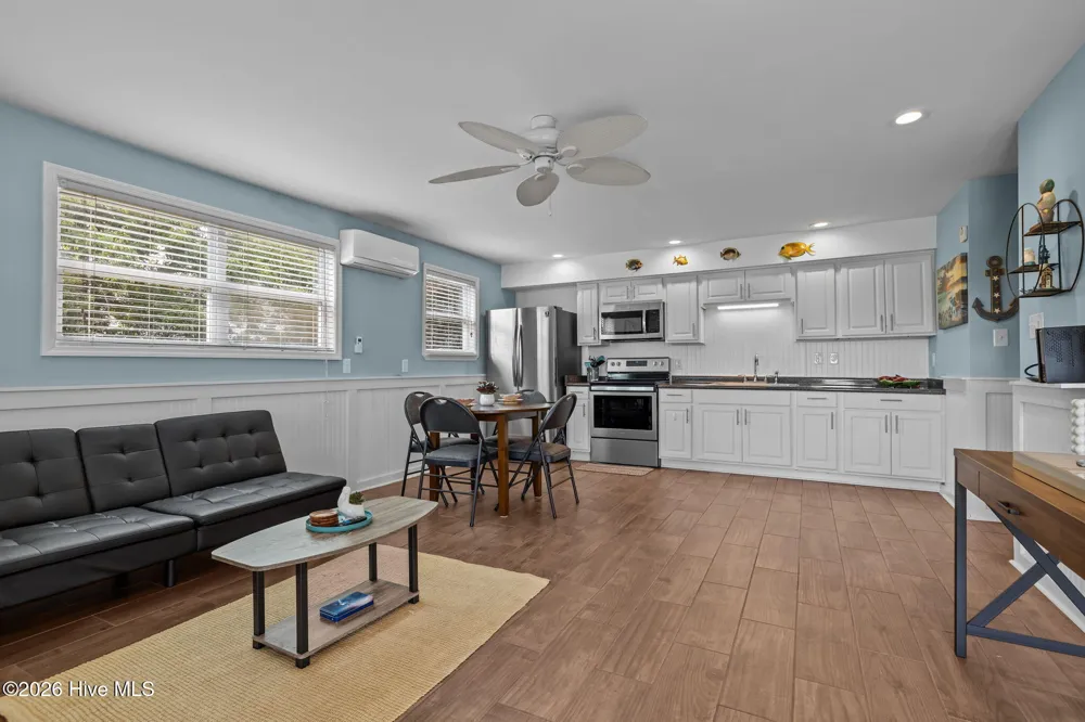 109 Cedar Lane #9 Cedar Point, NC 28584