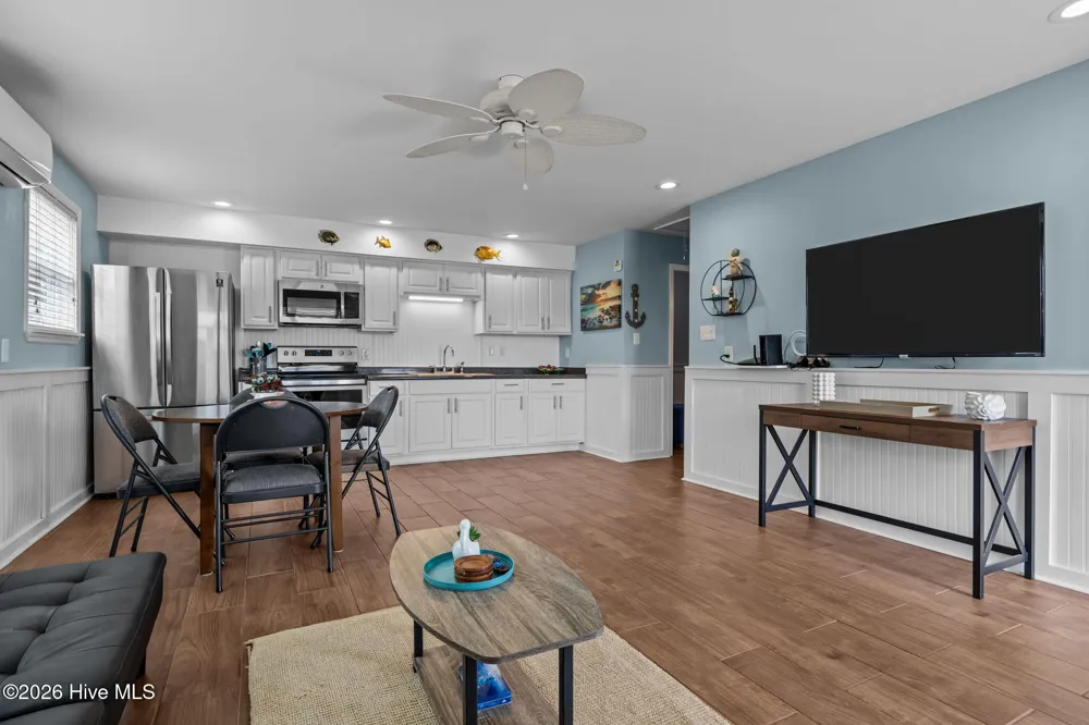 109 Cedar Lane #9 Cedar Point, NC 28584