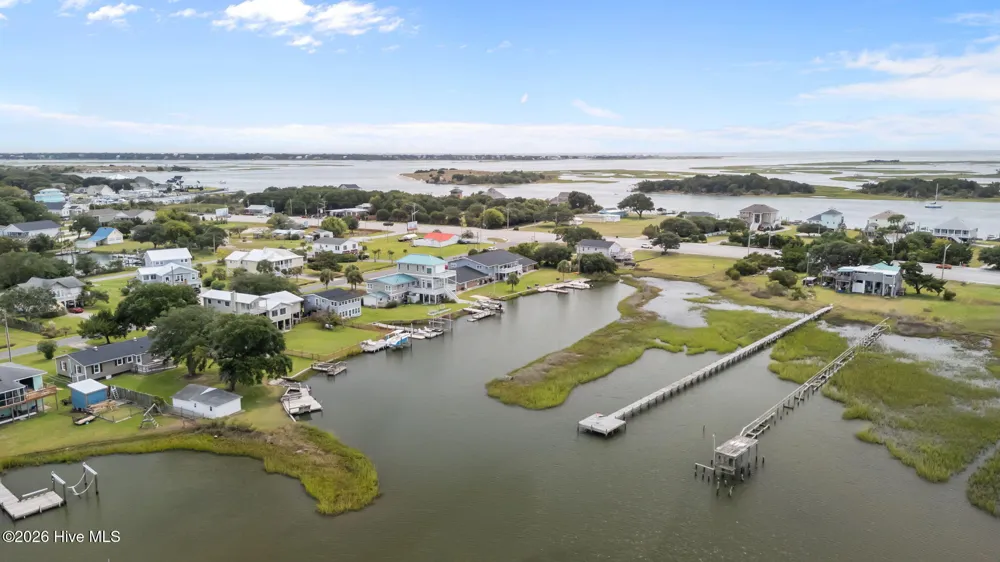 109 Cedar Lane #9 Cedar Point, NC 28584