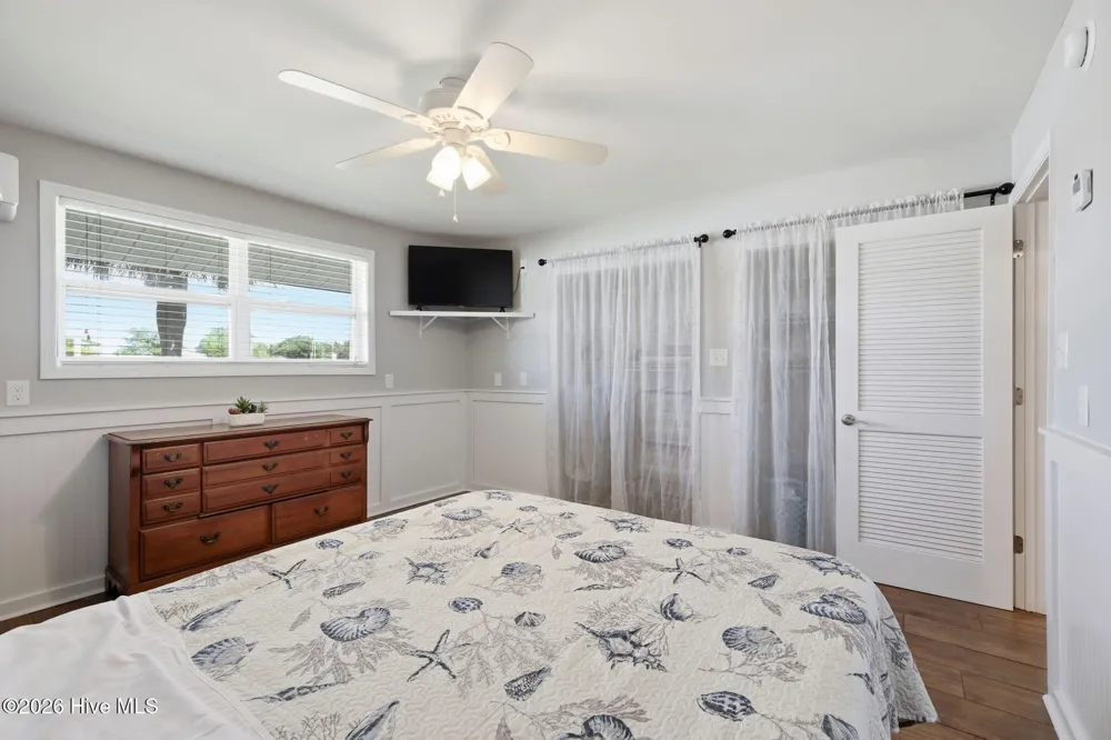 109 Cedar Lane #9 Cedar Point, NC 28584