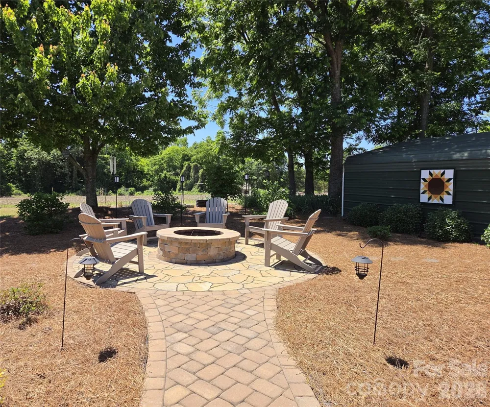 16182 Austin Road Locust, NC 28097