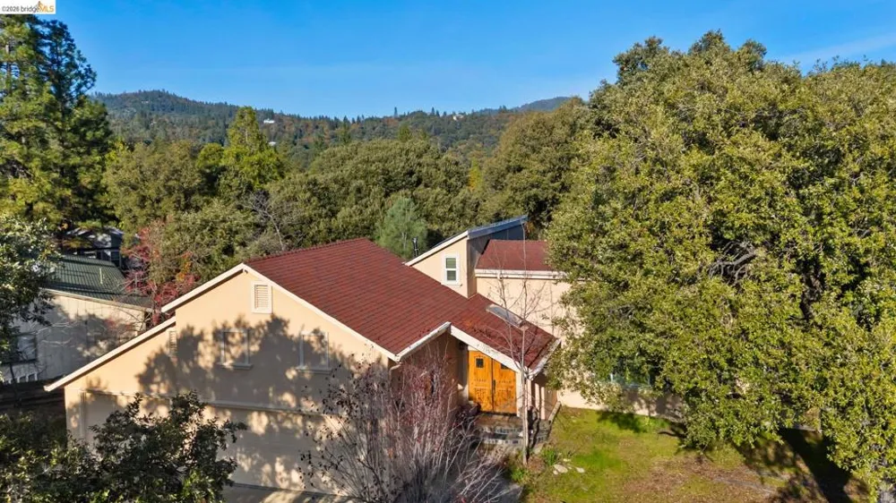 21916 Phoenix Lake Sonora, CA 95370