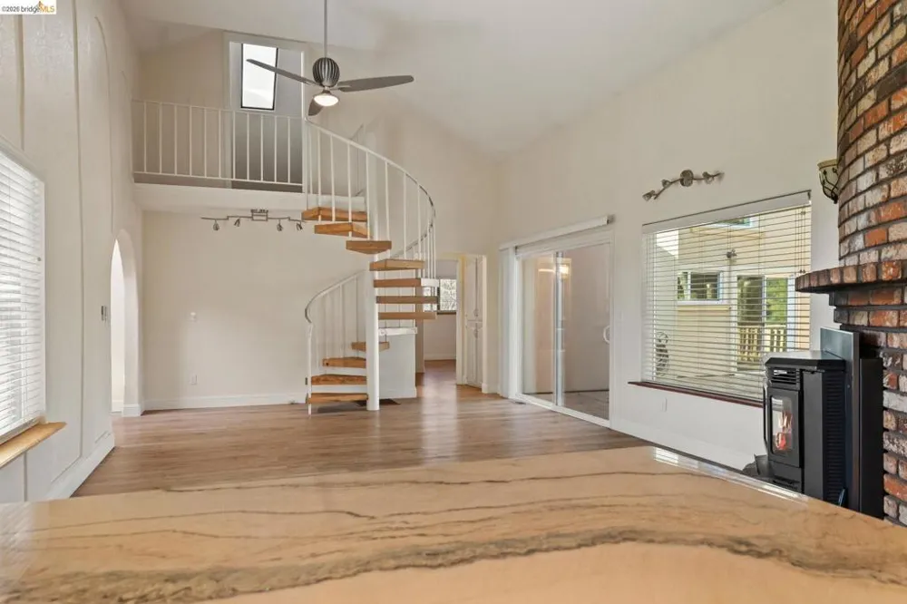 21916 Phoenix Lake Sonora, CA 95370