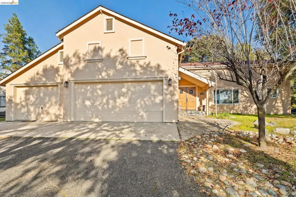 21916 Phoenix Lake Sonora, CA 95370