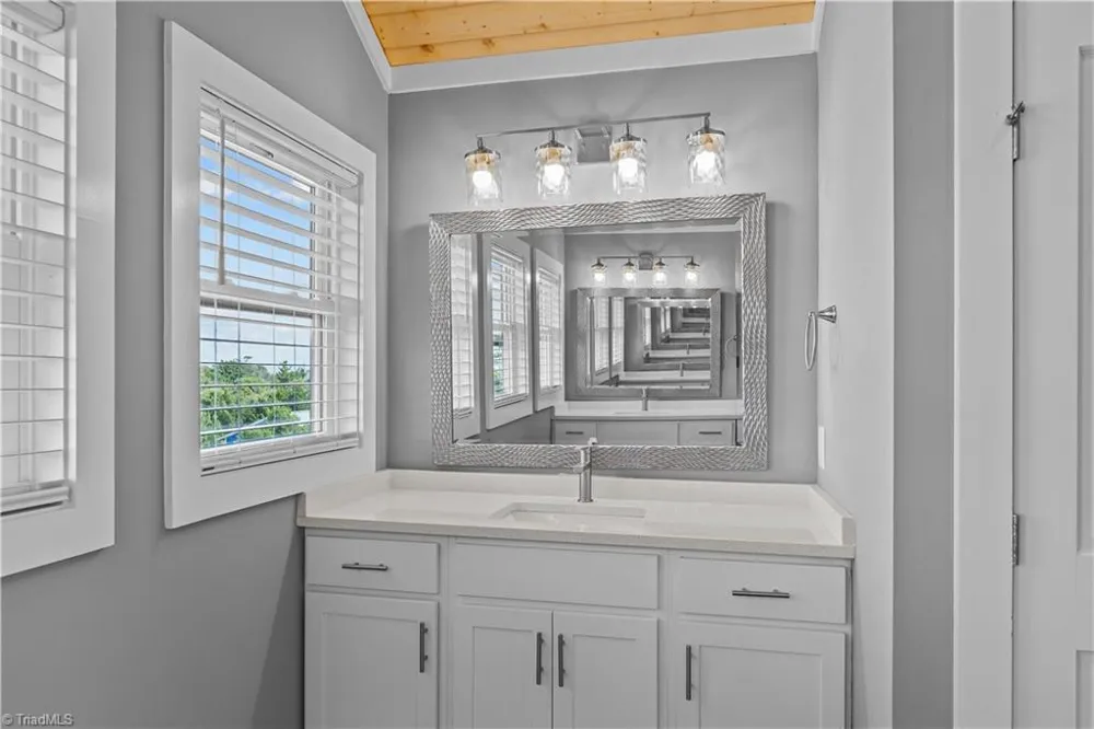 101 Melanie Street Emerald Isle, NC 28594