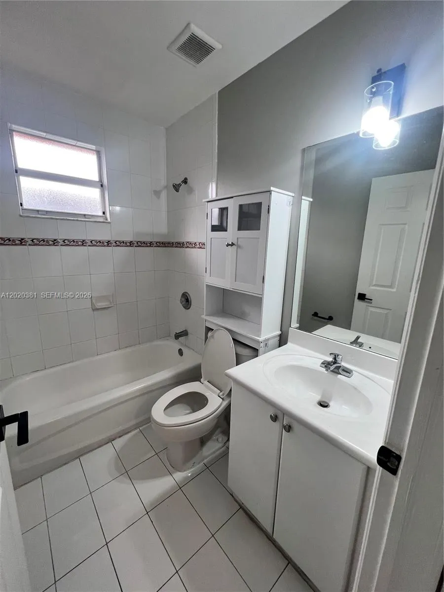 16940 SW 94th Ave #0 Palmetto Bay, FL 33157