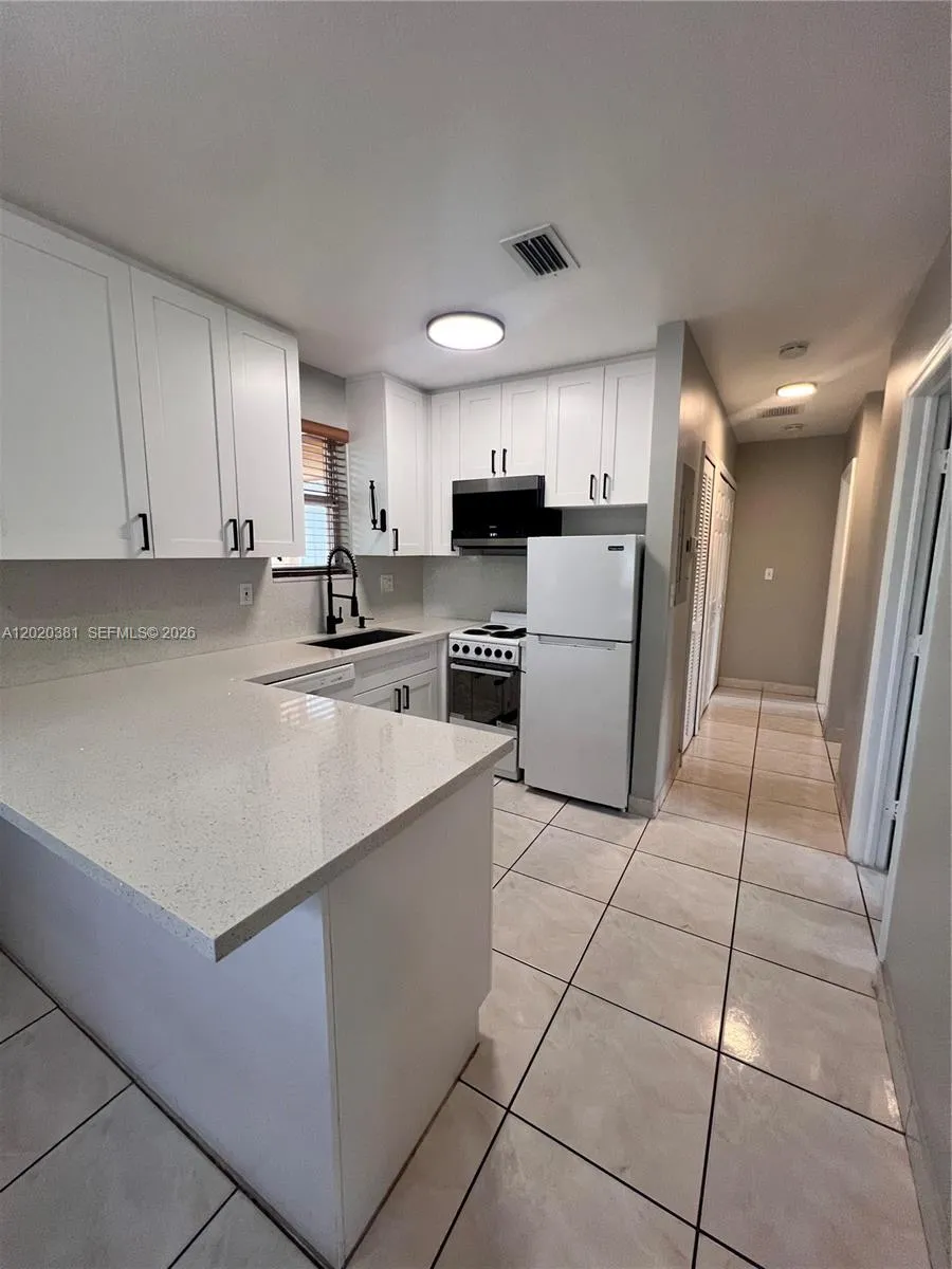 16940 SW 94th Ave #0 Palmetto Bay, FL 33157