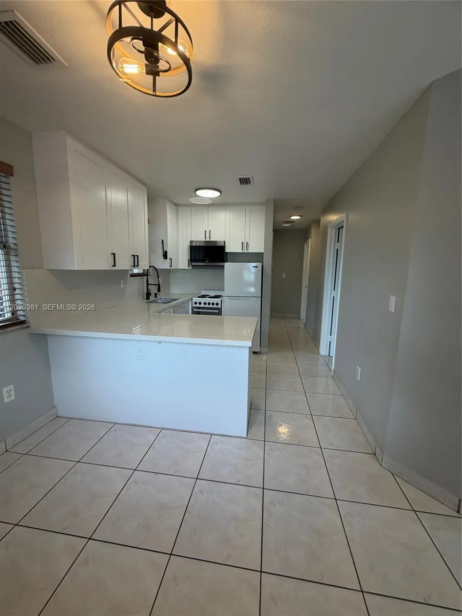 16940 SW 94th Ave #0 Palmetto Bay, FL 33157