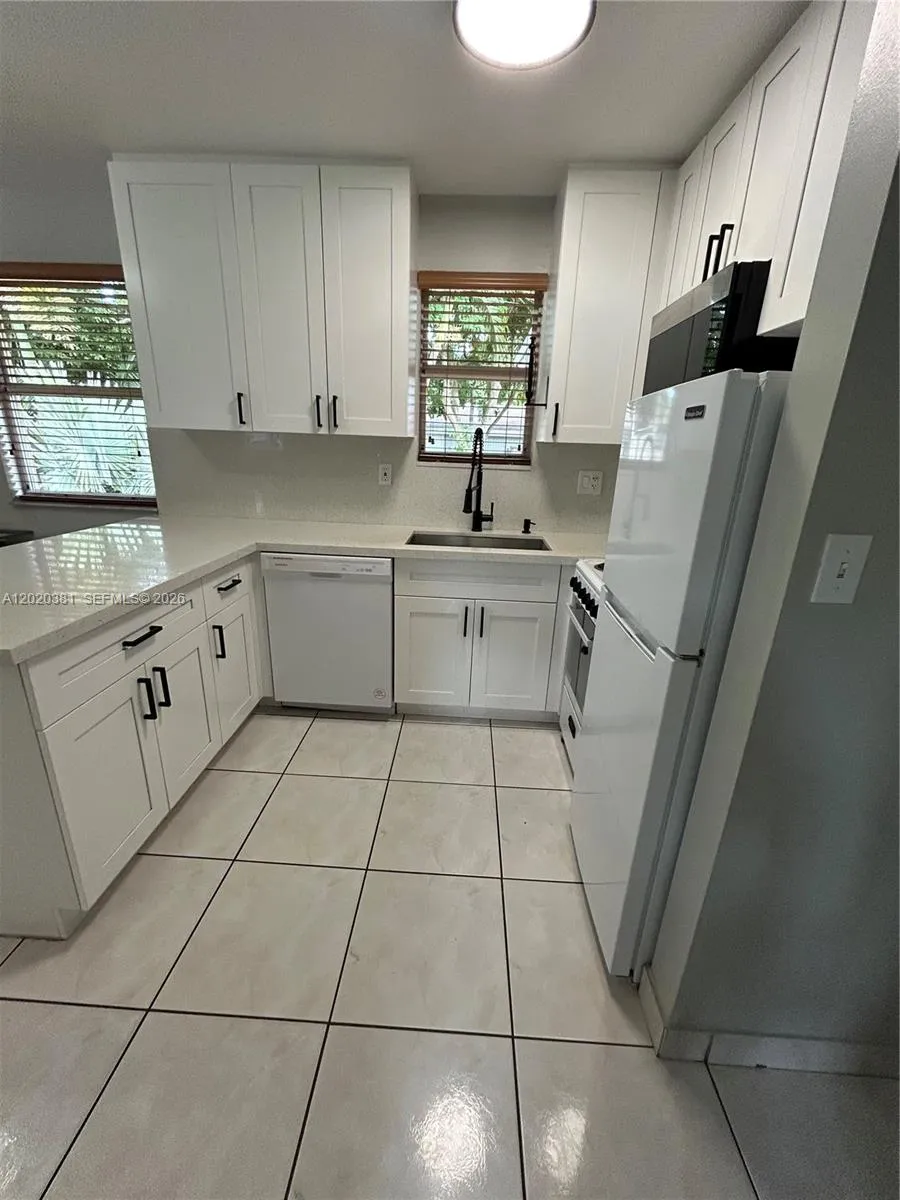 16940 SW 94th Ave #0 Palmetto Bay, FL 33157