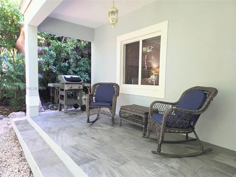 11 Pompano Ave #11 Key Largo, FL 33037