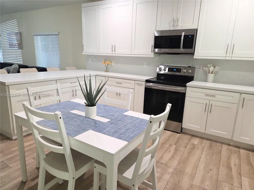 11 Pompano Ave #11 Key Largo, FL 33037