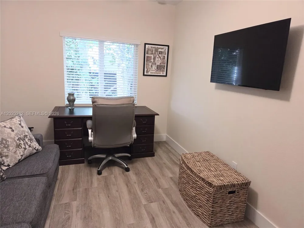 11 Pompano Ave #11 Key Largo, FL 33037