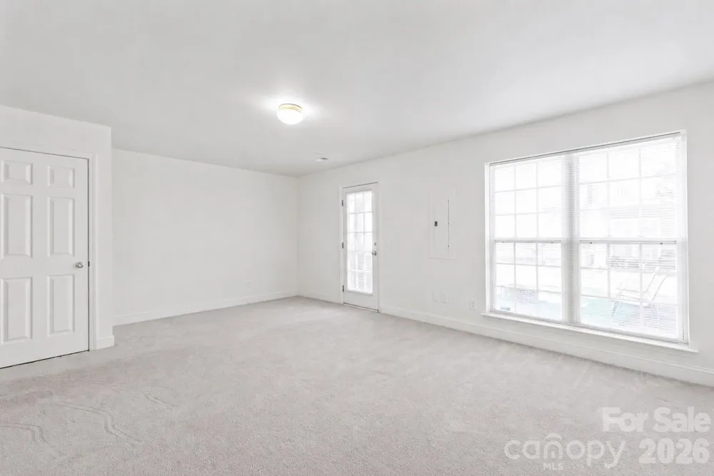 1707 Kashmir White Lane Fort Mill, SC 29708