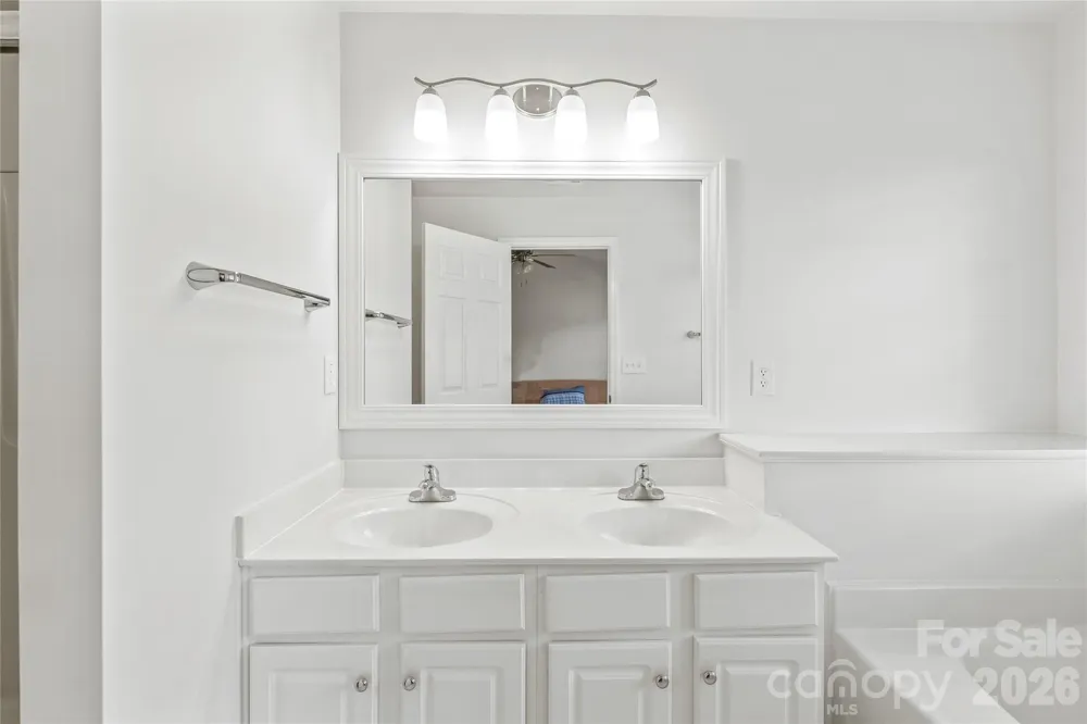 1707 Kashmir White Lane Fort Mill, SC 29708