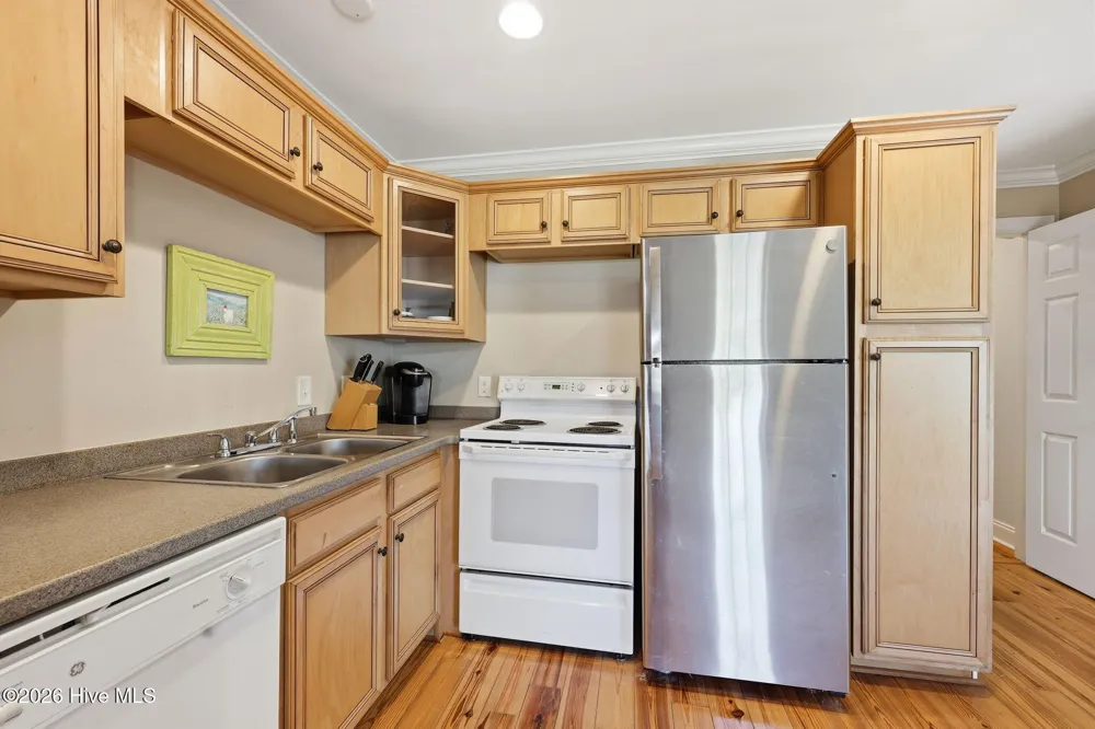 112 Robin Avenue #B Atlantic Beach, NC 28512
