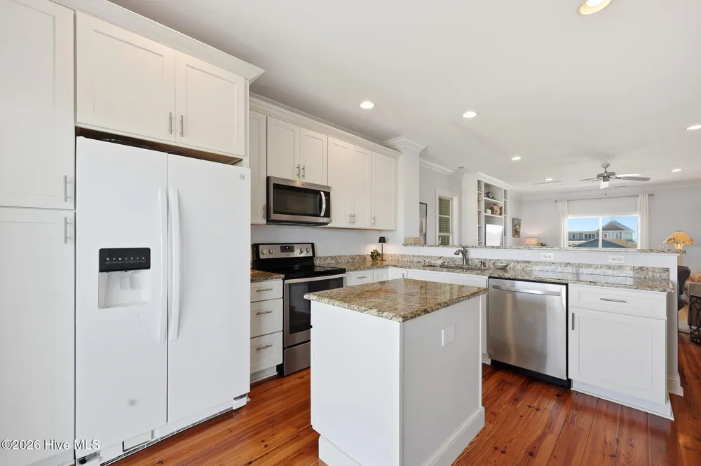 112 Robin Avenue #B Atlantic Beach, NC 28512
