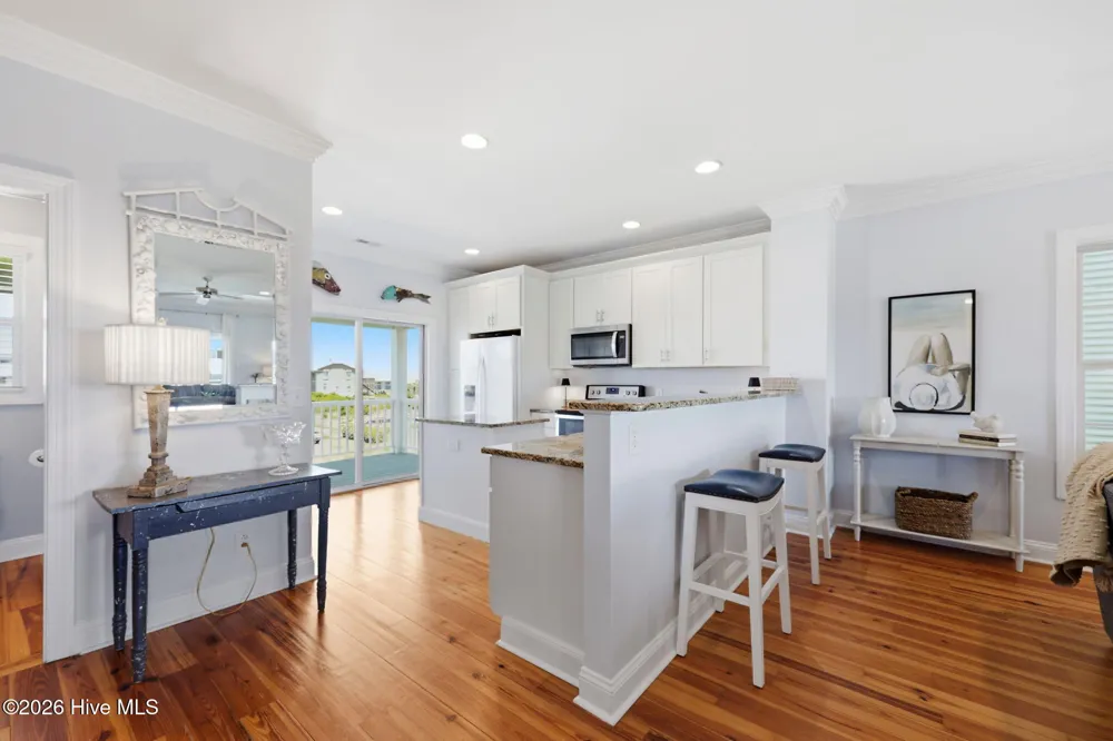 112 Robin Avenue #B Atlantic Beach, NC 28512
