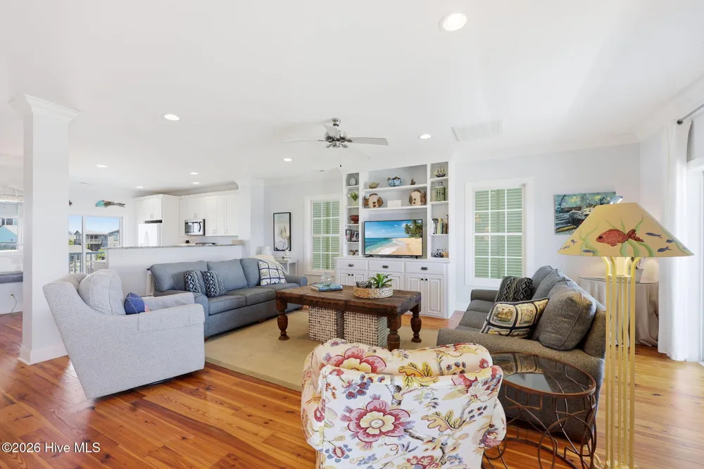 112 Robin Avenue #B Atlantic Beach, NC 28512