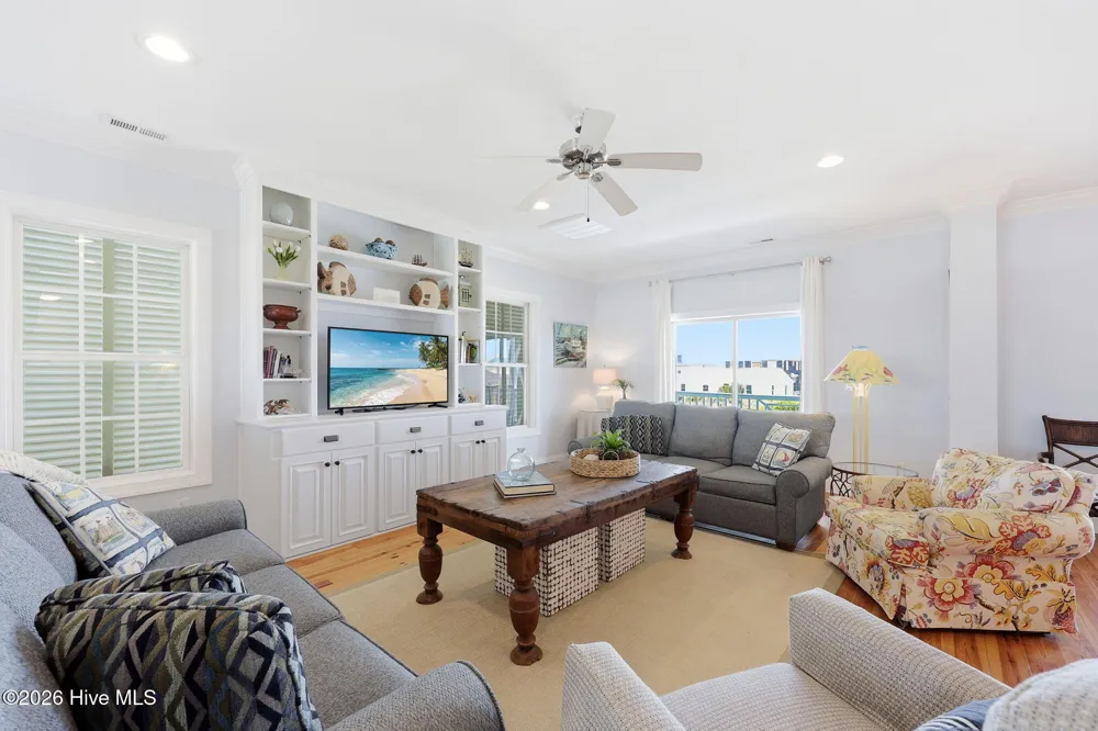 112 Robin Avenue #B Atlantic Beach, NC 28512