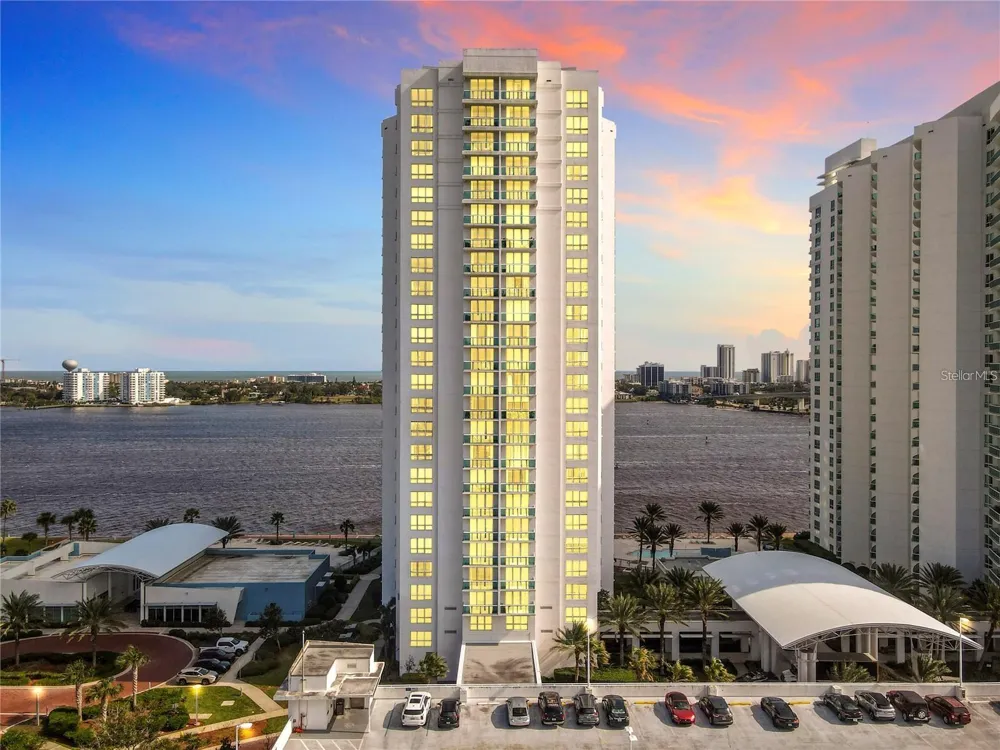 241 RIVERSIDE DRIVE #1809 Daytona Beach, FL 32117