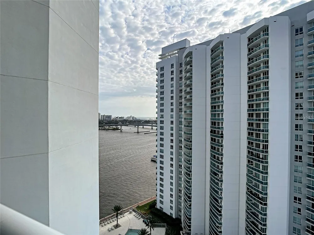 241 RIVERSIDE DRIVE #1809 Daytona Beach, FL 32117