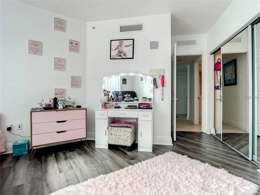 241 RIVERSIDE DRIVE #1809 Daytona Beach, FL 32117
