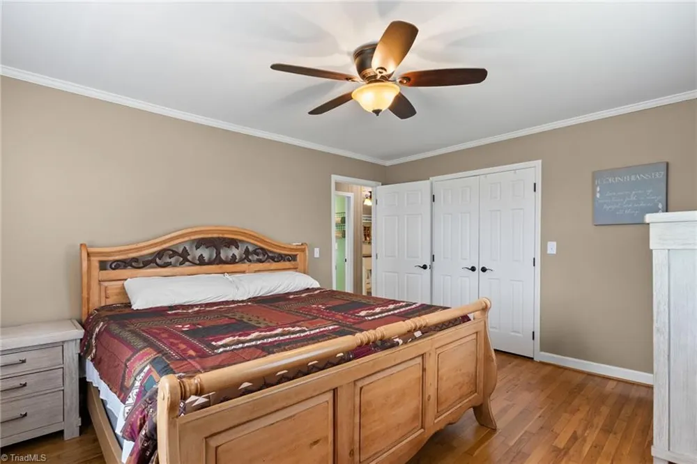 4532 Nc Highway 18 Sparta, NC 28675