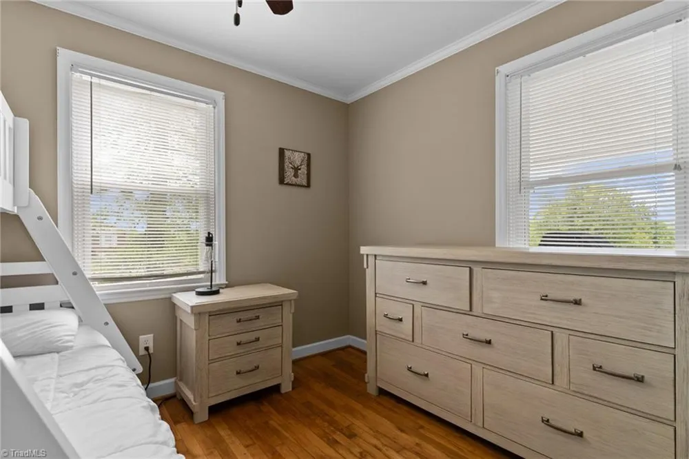 4532 Nc Highway 18 Sparta, NC 28675