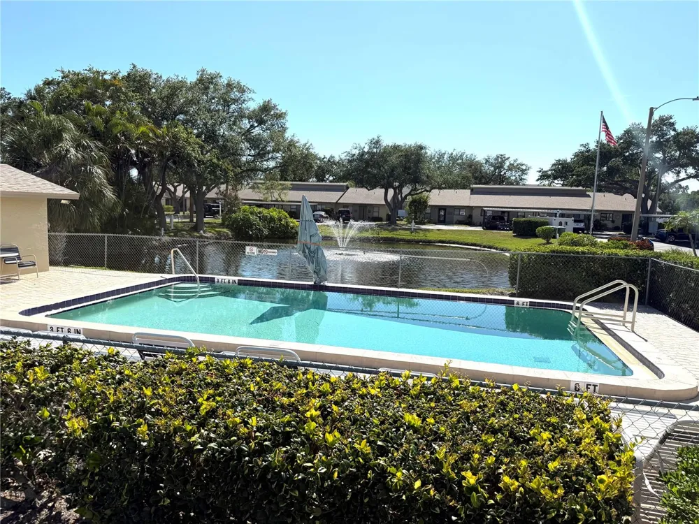 2723 60TH AVENUE DRIVE W #2723 Bradenton, FL 34207