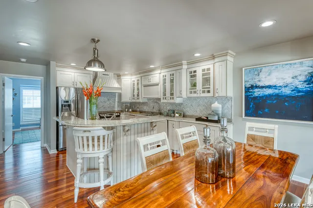 528 LIGHTHOUSE DR  # 6 #6 Unit 6 Horseshoe Bay, TX 78657