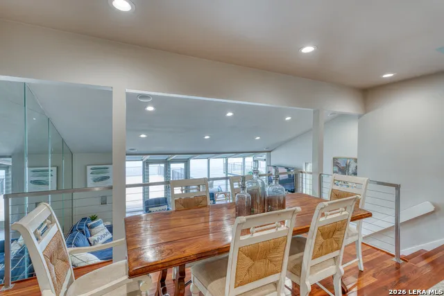 528 LIGHTHOUSE DR  # 6 #6 Unit 6 Horseshoe Bay, TX 78657