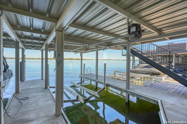 528 LIGHTHOUSE DR  # 6 #6 Unit 6 Horseshoe Bay, TX 78657