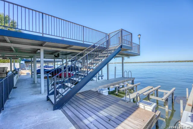 528 LIGHTHOUSE DR  # 6 #6 Unit 6 Horseshoe Bay, TX 78657
